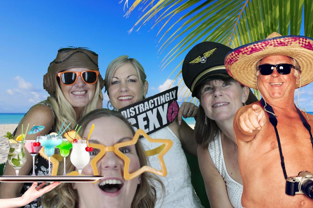 DHL South Regional Meeting | View more photos from the event at gallery.myphotoboothexperience.co.uk/u/MyPhotoBoothExperienceLtd/DHL-South-Regional-Meeting